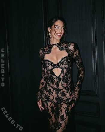 🔥 Iris mittenaere  page leaked private photo uncensored full