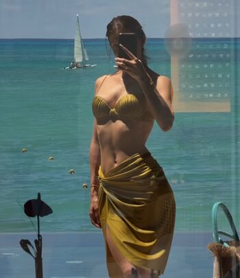 🔥 Iris mittenaere  page leaked private photo uncensored full