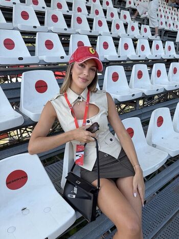 🔥 Iris mittenaere leaked private photo uncensored full