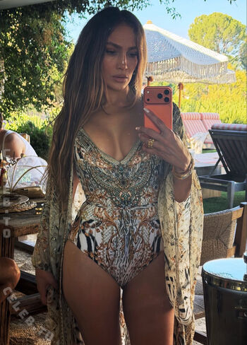 🔥 Jennifer lopez  page leaked private photo uncensored full