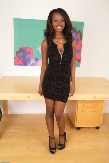 🔥 Jezabel vessir page leaked private photo uncensored full