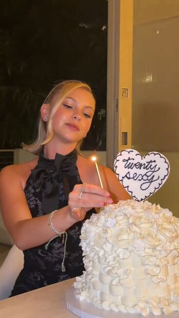 🔥 Jordyn jones  page leaked private photo uncensored full