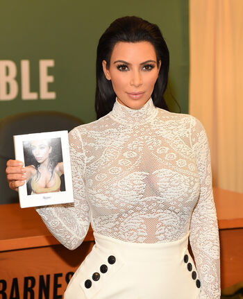 🔥 Kim kardashian  page leaked private photo uncensored full
