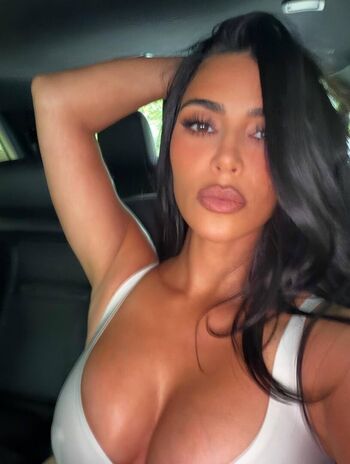 🔥 Kim kardashian  page leaked private photo uncensored full