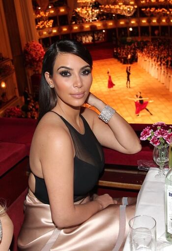 🔥 Kim kardashian  page leaked private photo uncensored full
