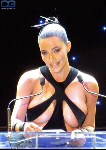 🔥 Kim kardashian  page leaked private photo uncensored full