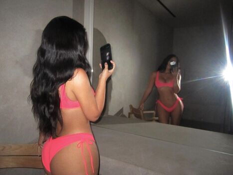 🔥 Kim kardashian  page leaked private photo uncensored full