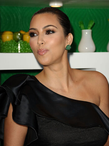 🔥 Kim kardashian  page leaked private photo uncensored full
