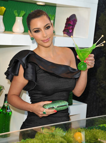 🔥 Kim kardashian  page leaked private photo uncensored full