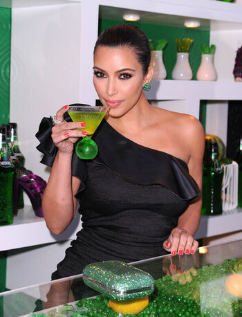 🔥 Kim kardashian  page leaked private photo uncensored full