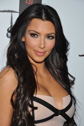 🔥 Kim kardashian  page leaked private photo uncensored full