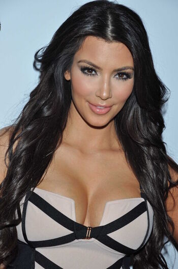 🔥 Kim kardashian  page leaked private photo uncensored full