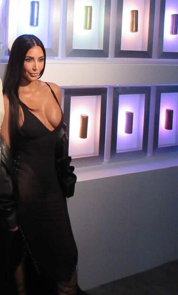 🔥 Kim kardashian  page leaked private photo uncensored full
