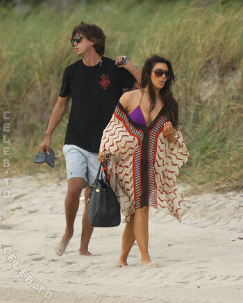 🔥 Kim kardashian  page leaked private photo uncensored full
