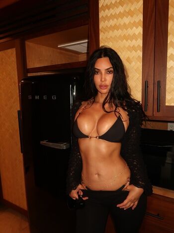 🔥 Kim kardashian  page leaked private photo uncensored full