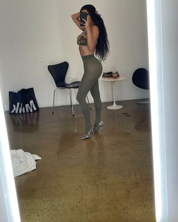 🔥 Kim kardashian  page leaked private photo uncensored full