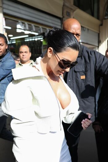 🔥 Kim kardashian  page leaked private photo uncensored full