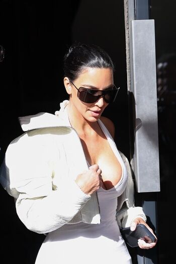 🔥 Kim kardashian  page leaked private photo uncensored full