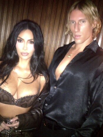 🔥 Kim kardashian  page leaked private photo uncensored full