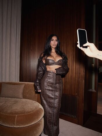 🔥 Kim kardashian  page leaked private photo uncensored full