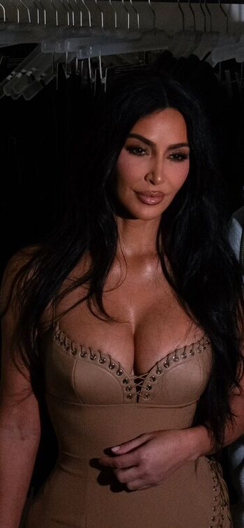 🔥 Kim kardashian  page leaked private photo uncensored full