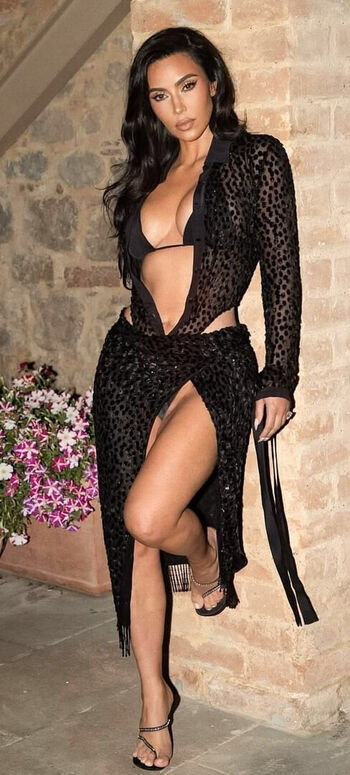 🔥 Kim kardashian leaked private photo uncensored full