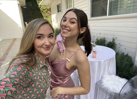 🔥 Kira kosarin  page leaked private photo uncensored full