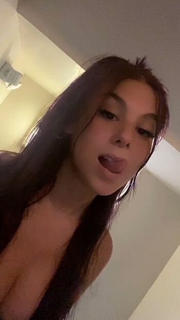 🔥 Kira kosarin  page leaked private photo uncensored full
