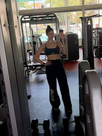 🔥 Kira kosarin  page leaked private photo uncensored full