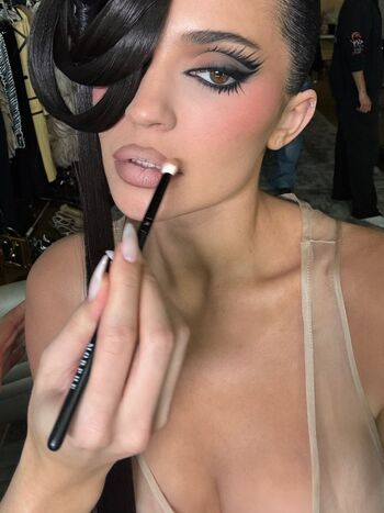 🔥 Kylie jenner  page leaked private photo uncensored full