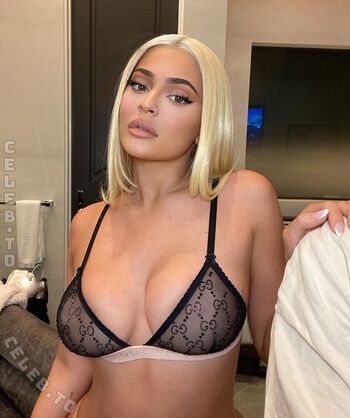 🔥 Kylie jenner  page leaked private photo uncensored full