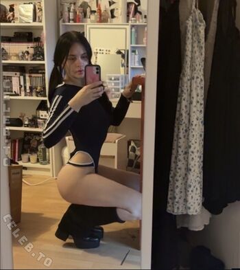 🔥 Leahbunnyy leaked private photo uncensored full