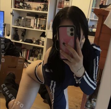 🔥 Leahbunnyy leaked private photo uncensored full
