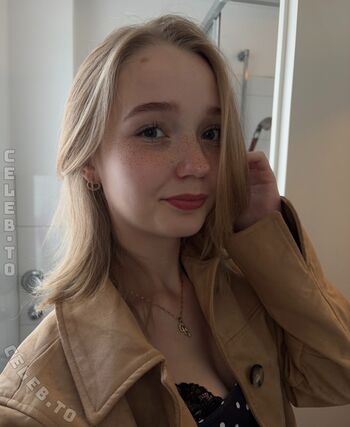 🔥 Lilly schaper leaked private photo uncensored full
