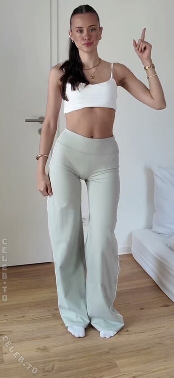 🔥 Lillyfayye page leaked private photo uncensored full