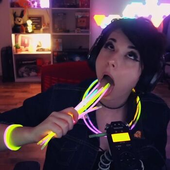 🔥 Lillyvinnilyvt leaked private photo uncensored full