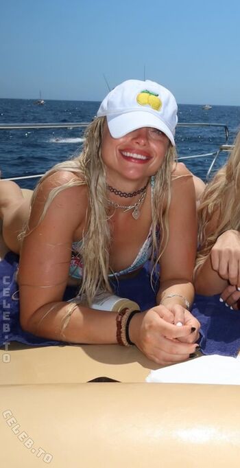 🔥 Liv morgan  page leaked private photo uncensored full
