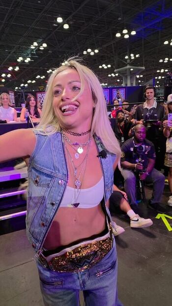 🔥 Liv morgan  page leaked private photo uncensored full