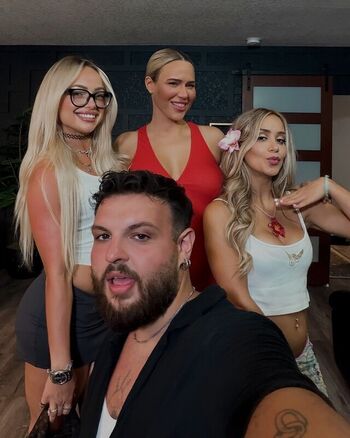 🔥 Liv morgan  page leaked private photo uncensored full
