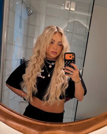 🔥 Liv morgan  page leaked private photo uncensored full