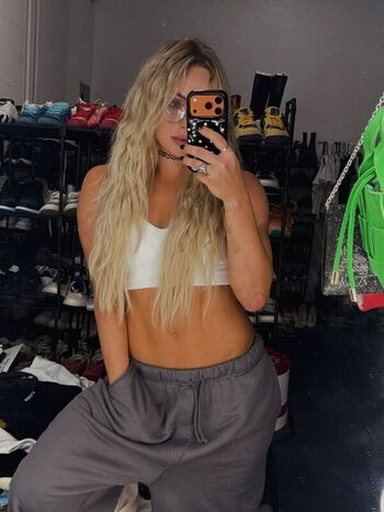🔥 Liv morgan  page leaked private photo uncensored full