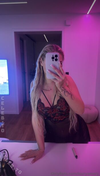 🔥 Louryamory leaked private photo uncensored full