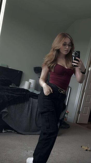 🔥 Lyssaurora page leaked private photo uncensored full