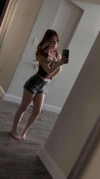 🔥 Lyssaurora page leaked private photo uncensored full