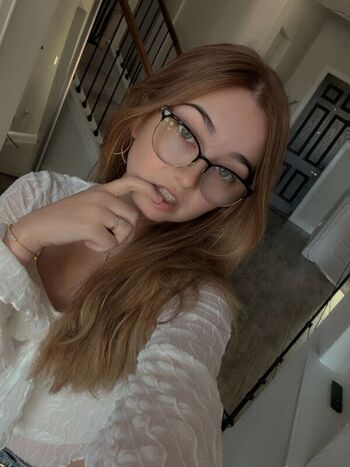 🔥 Lyssaurora page leaked private photo uncensored full