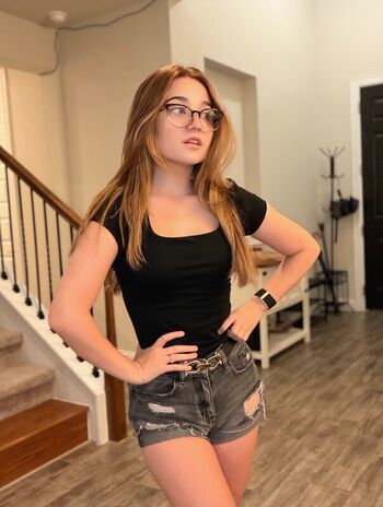 🔥 Lyssaurora page leaked private photo uncensored full