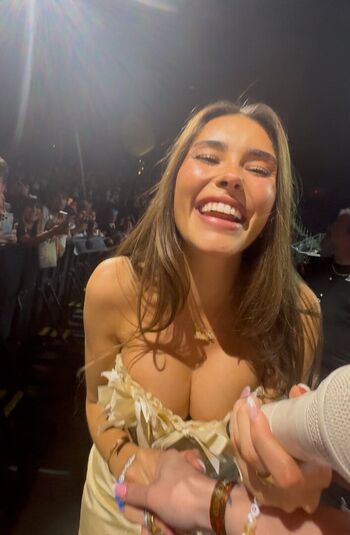 🔥 Madison beer  page leaked private photo uncensored full