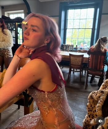 🔥 Maisie williams leaked private photo uncensored full