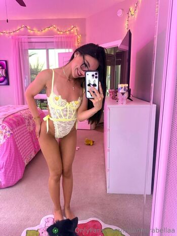 🔥 Milanmirabellaa leaked private photo uncensored full
