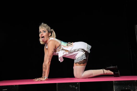 🔥 Miley cyrus page leaked private photo uncensored full